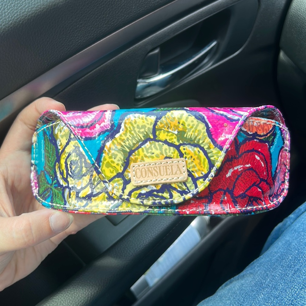 Sunglass care* NEW WITH TAGS ***